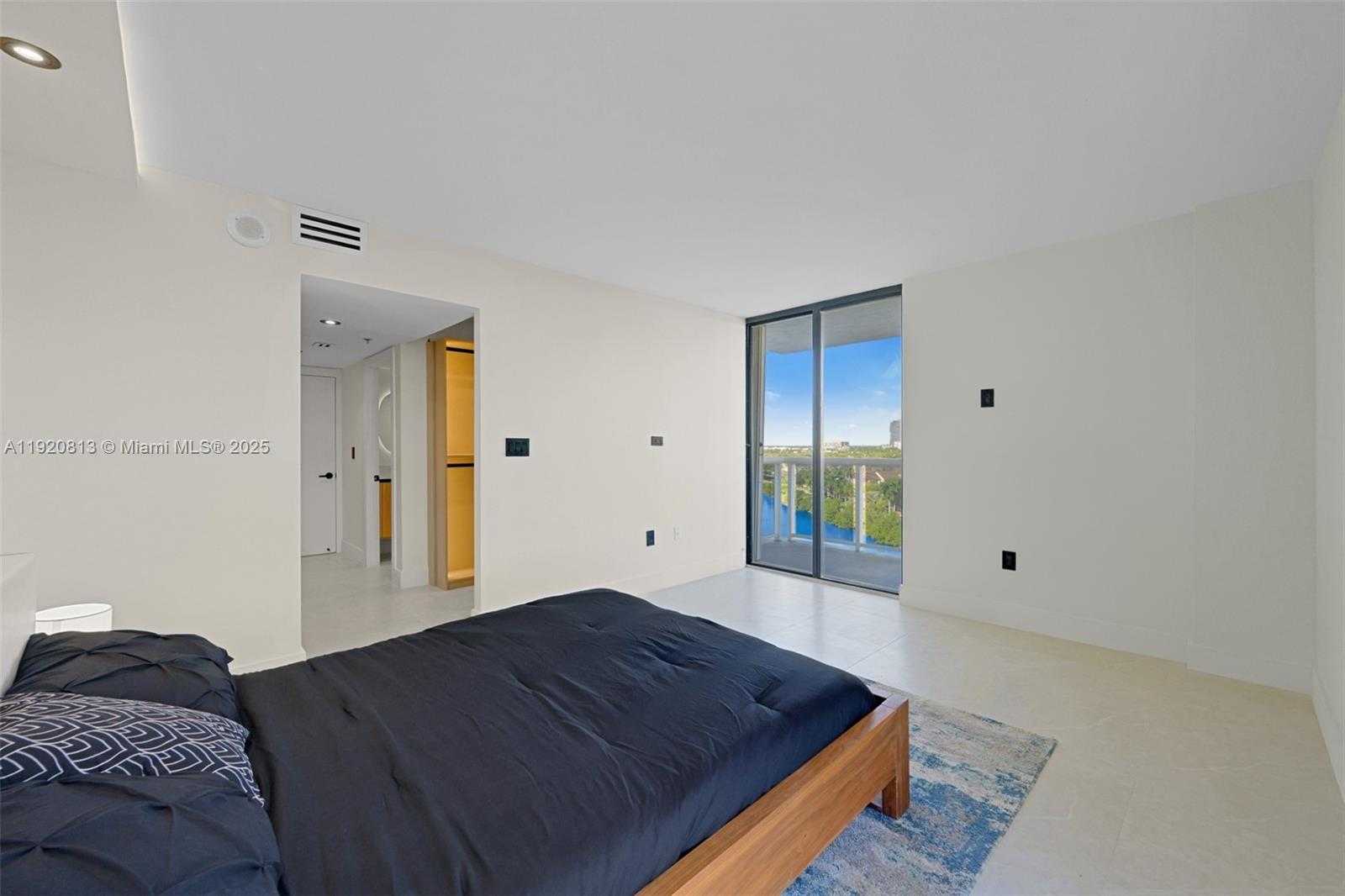 Small Image of 20505 EAST COUNTRY CLUB DR #1133, Aventura Number 16