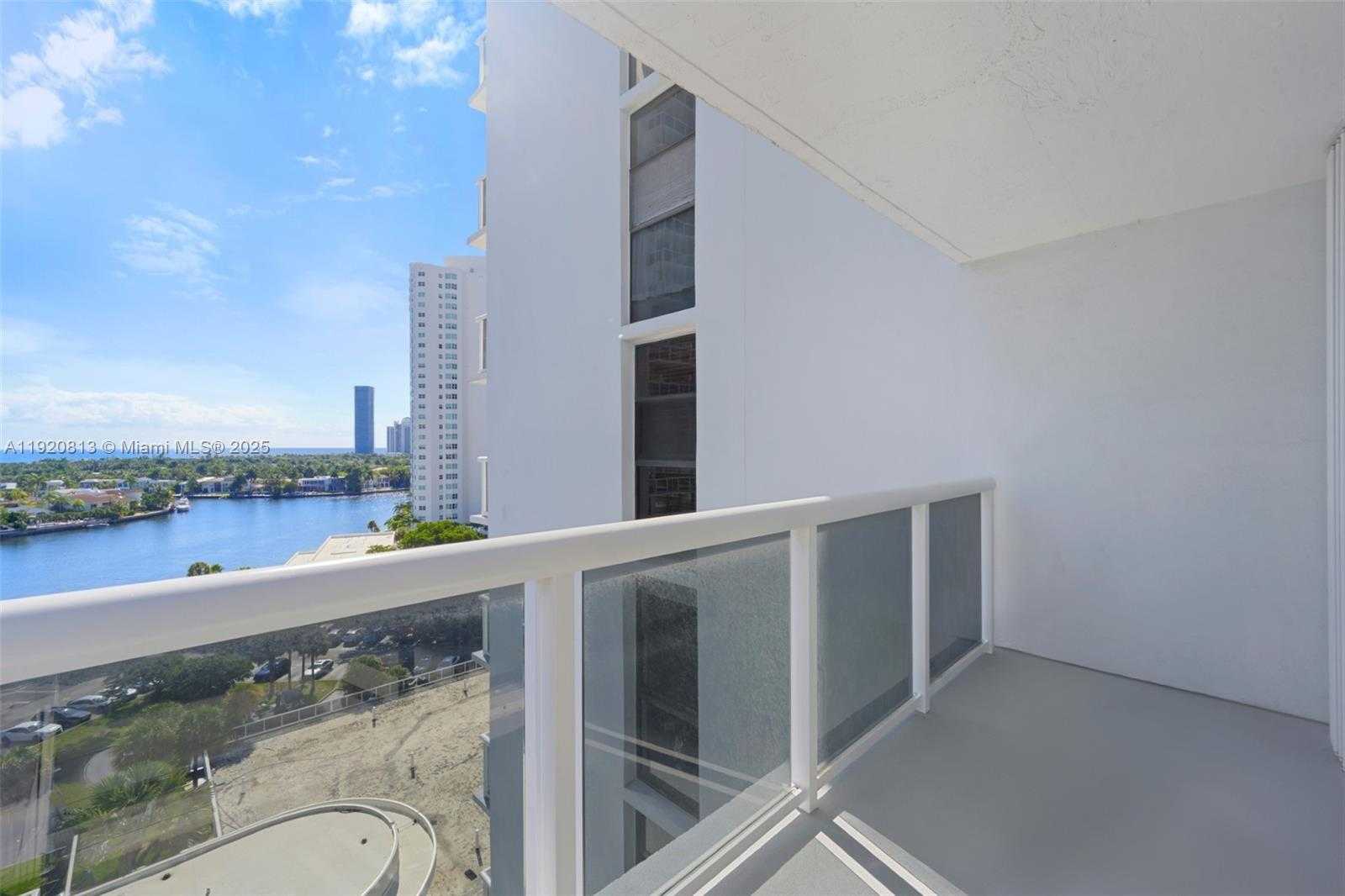 Small Image of 20505 EAST COUNTRY CLUB DR #1133, Aventura Number 23