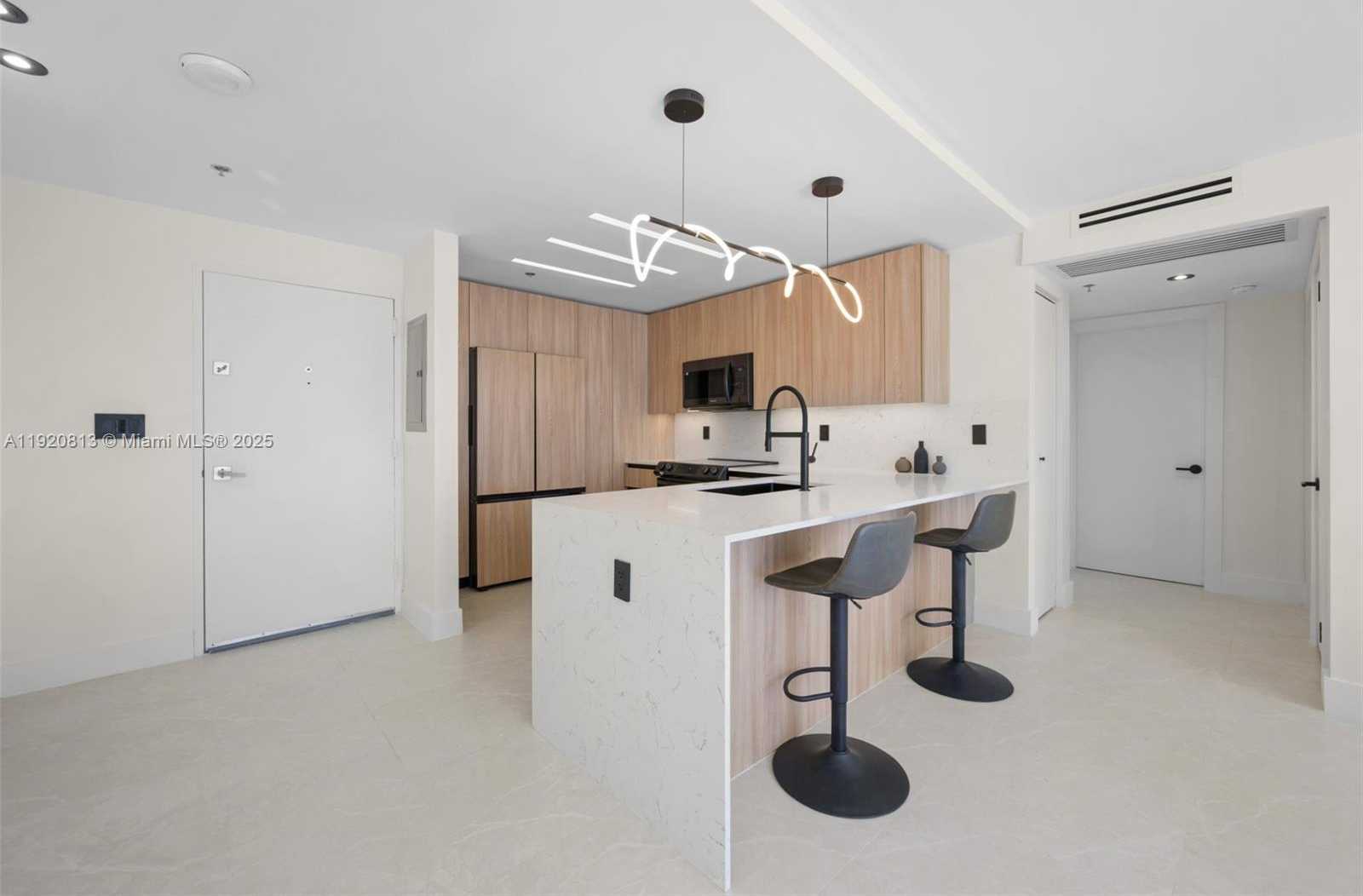 Small Image of 20505 EAST COUNTRY CLUB DR #1133, Aventura Number 7