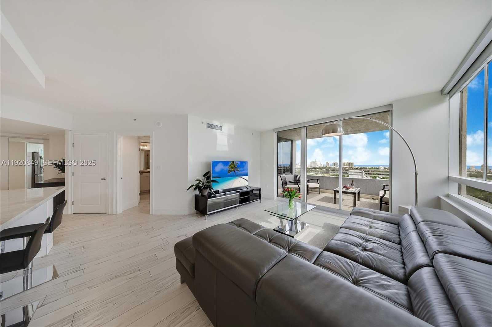 Small Image of 1330 WEST AVE #1414, Miami Beach Number 13