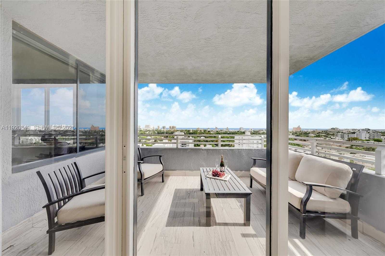 Small Image of 1330 WEST AVE #1414, Miami Beach Number 5
