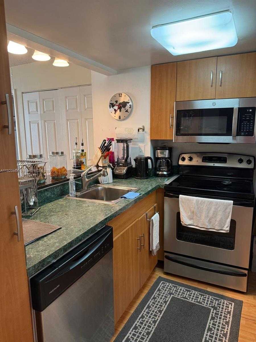 Small Image of 540 BRICKELL KEY DR #910, Miami Number 6