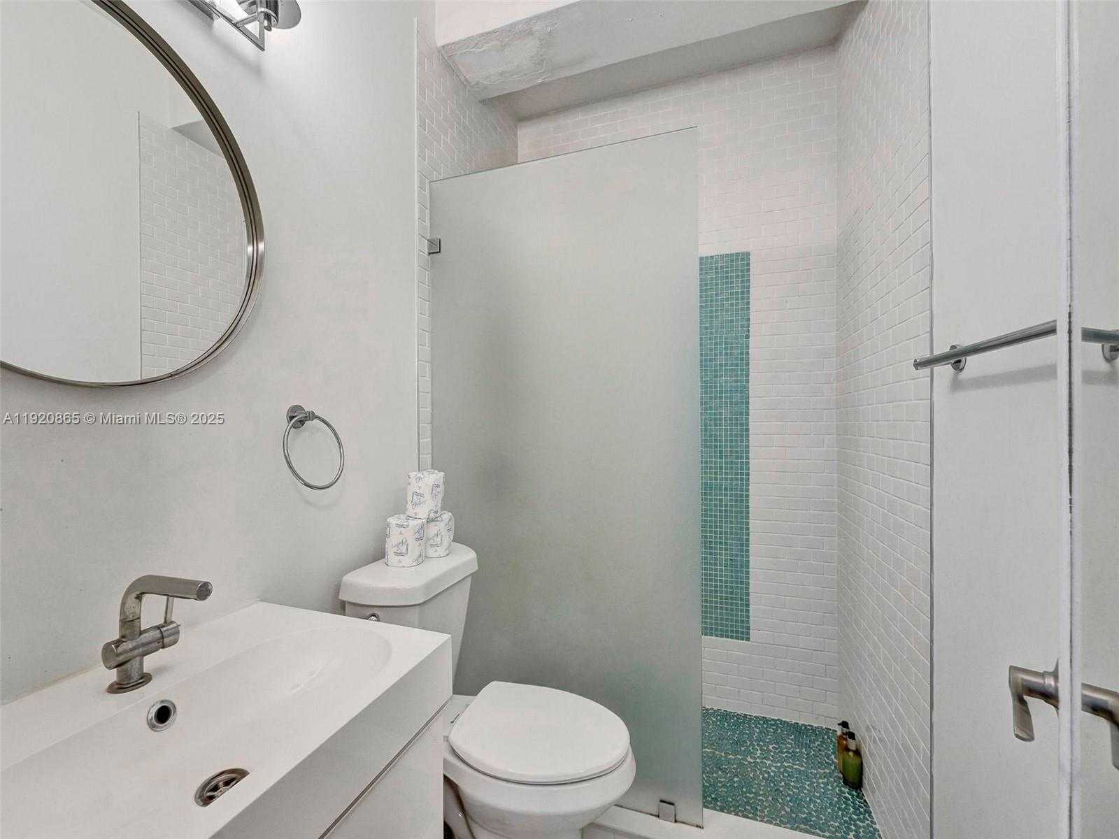 Small Image of 255 WEST 24TH ST #306, Miami Beach Number 13