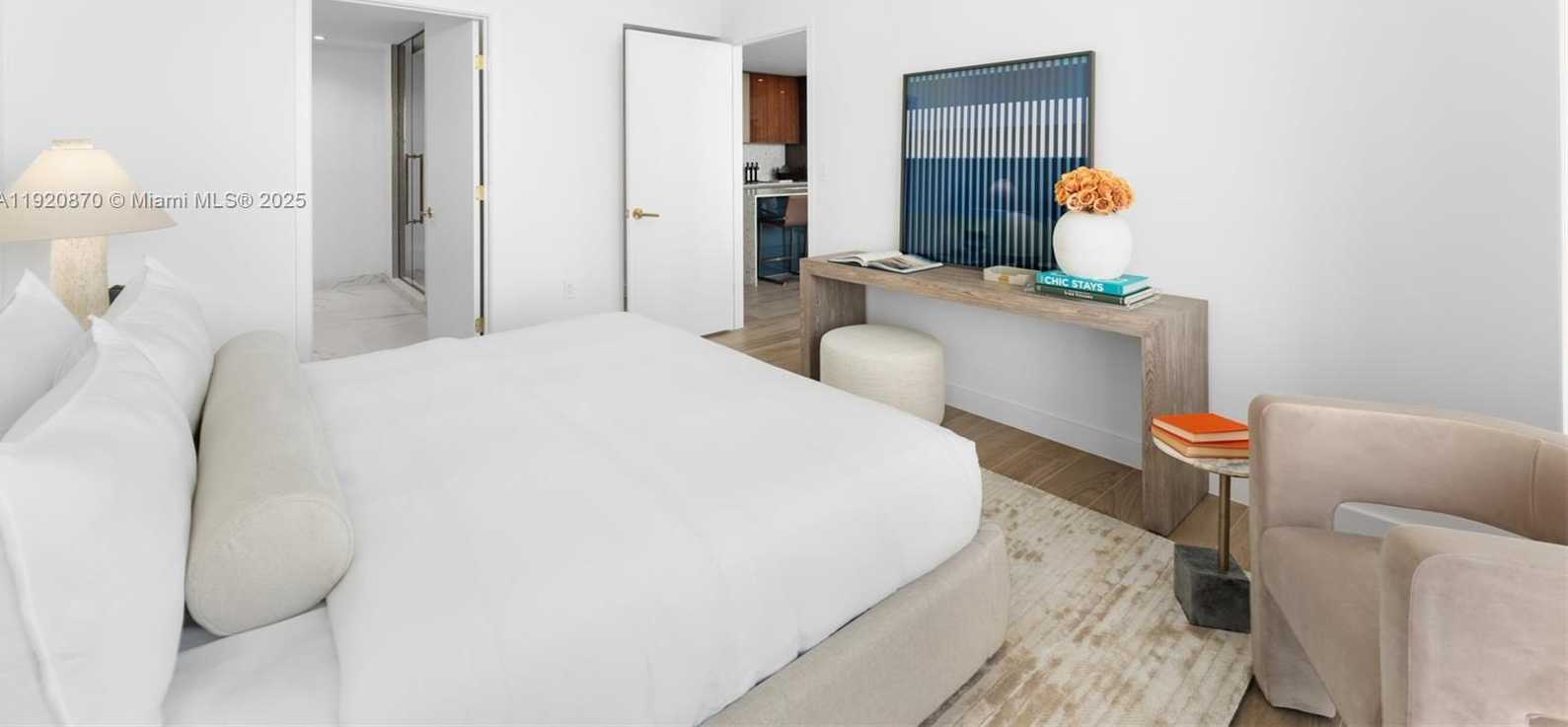 Small Image of 2678 TIGERTAIL AVE #1504, Miami Number 15