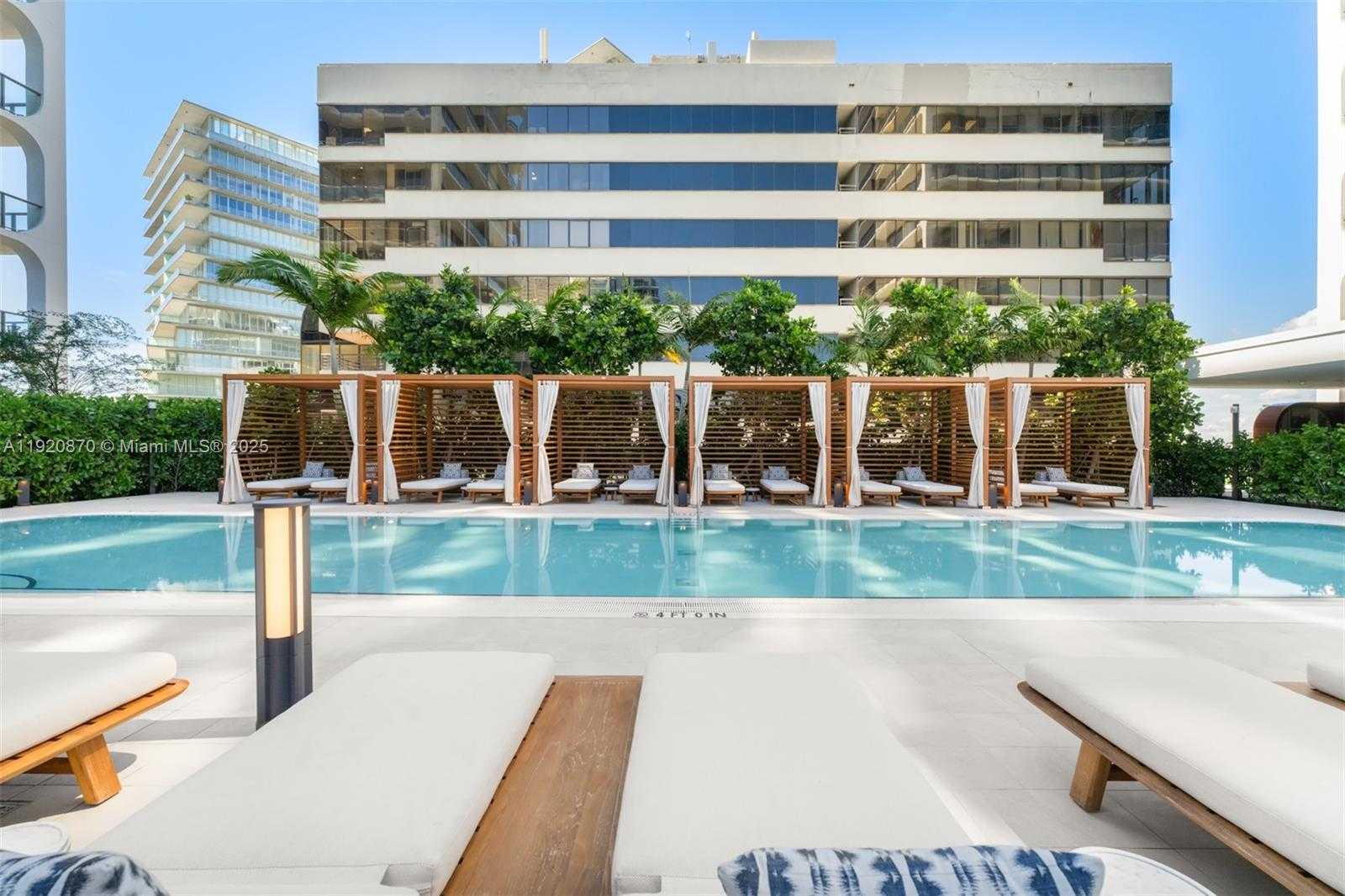 Small Image of 2678 TIGERTAIL AVE #1504, Miami Number 23