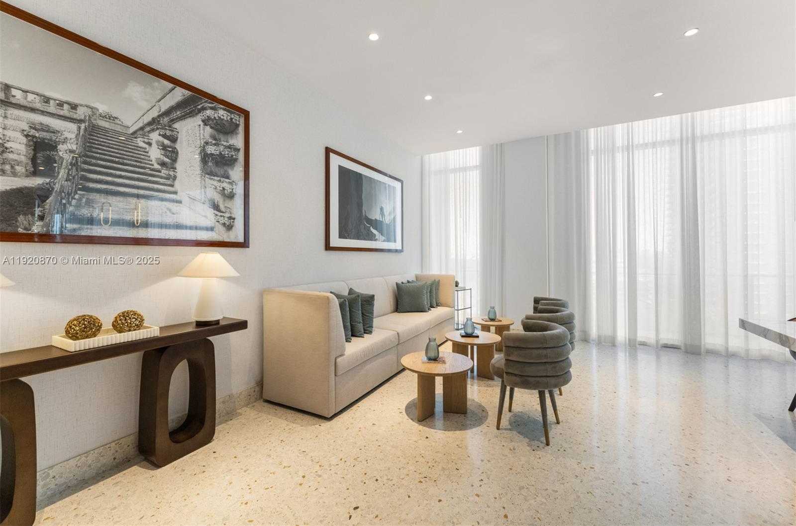 Small Image of 2678 TIGERTAIL AVE #1504, Miami Number 28