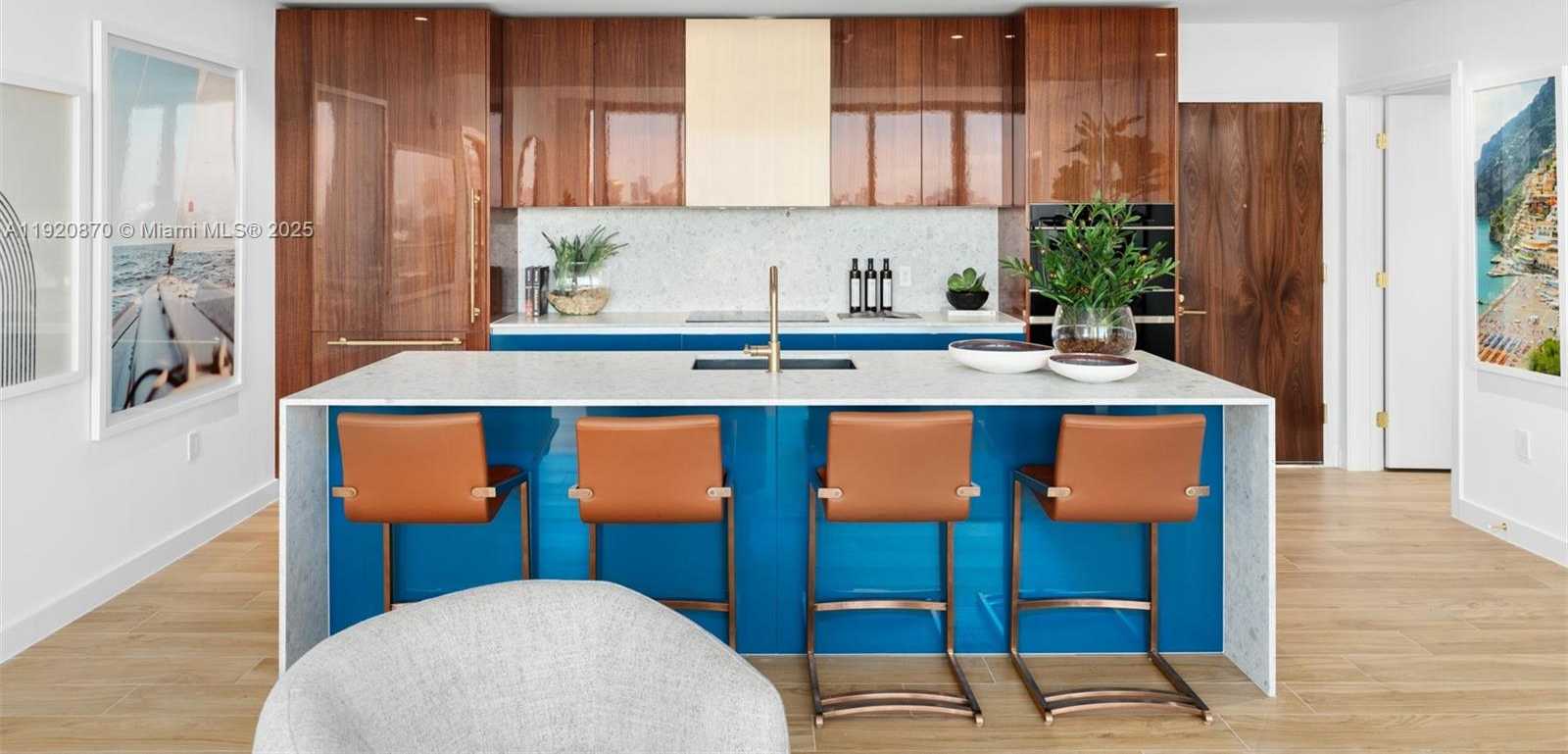 Small Image of 2678 TIGERTAIL AVE #1504, Miami Number 3