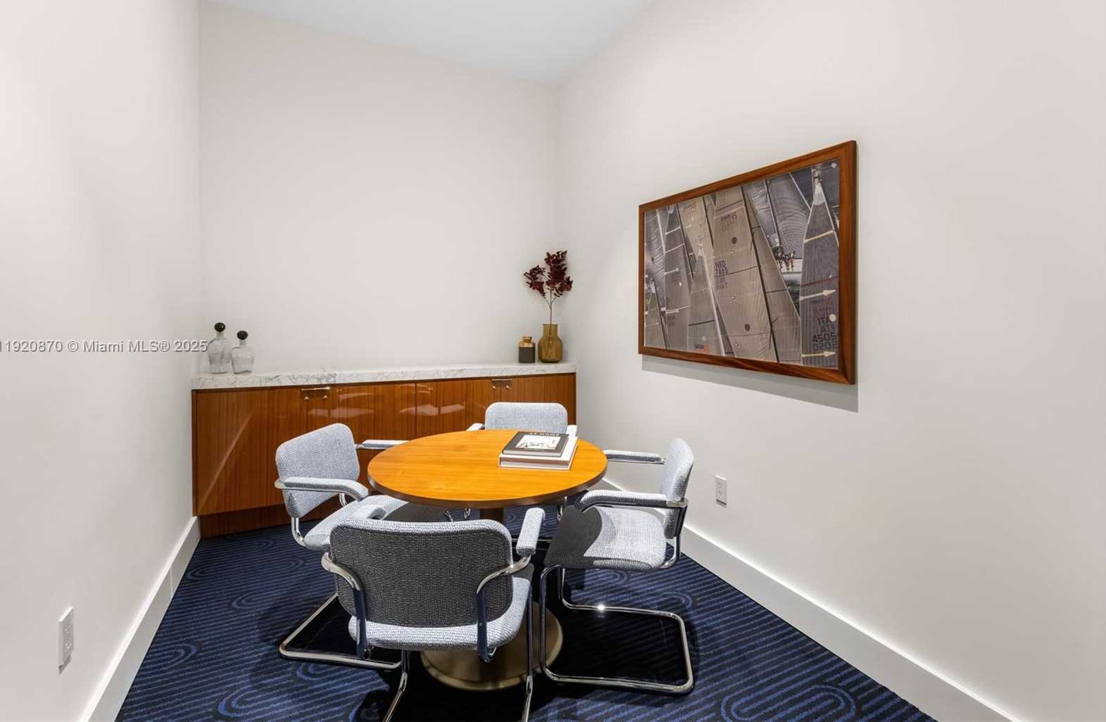 Small Image of 2678 TIGERTAIL AVE #1504, Miami Number 31