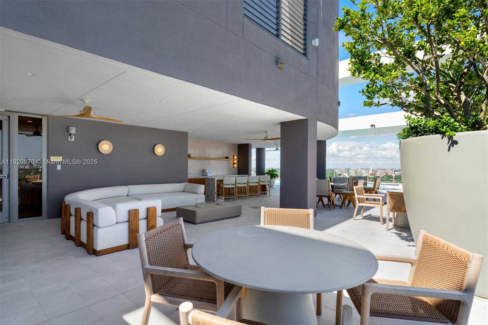 Small Image of 2678 TIGERTAIL AVE #1504, Miami Number 33