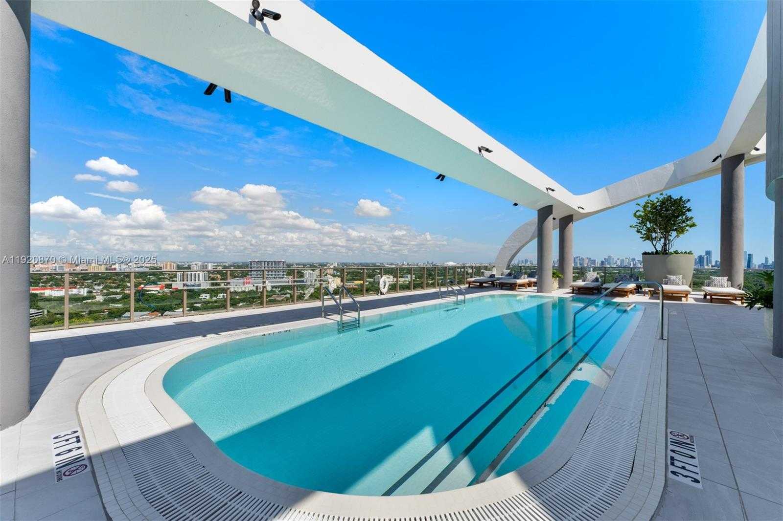 Small Image of 2678 TIGERTAIL AVE #1504, Miami Number 34