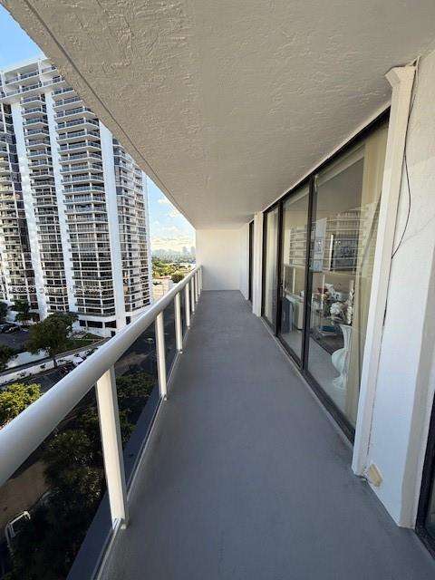 Small Image of 20505 EAST COUNTRY CLUB DR #1036, Aventura Number 10
