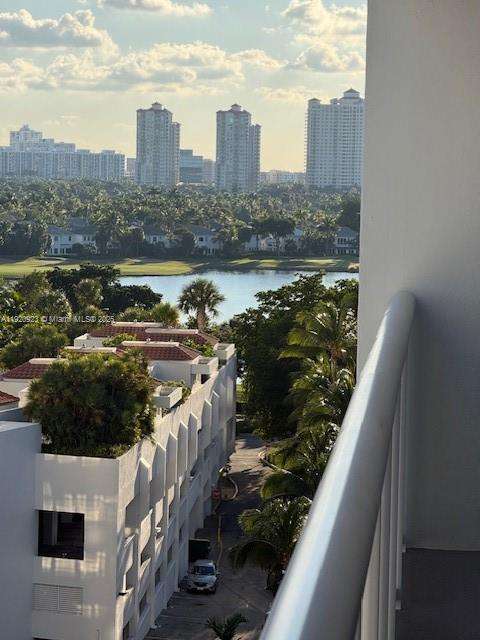 Small Image of 20505 EAST COUNTRY CLUB DR #1036, Aventura Number 28