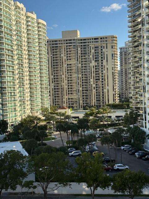 Small Image of 20505 EAST COUNTRY CLUB DR #1036, Aventura Number 33