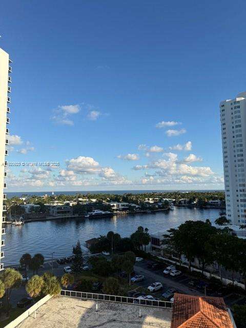 Small Image of 20505 EAST COUNTRY CLUB DR #1036, Aventura Number 34