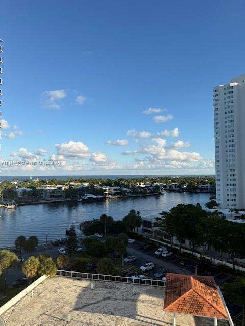 Small Image of 20505 EAST COUNTRY CLUB DR #1036, Aventura Number 9