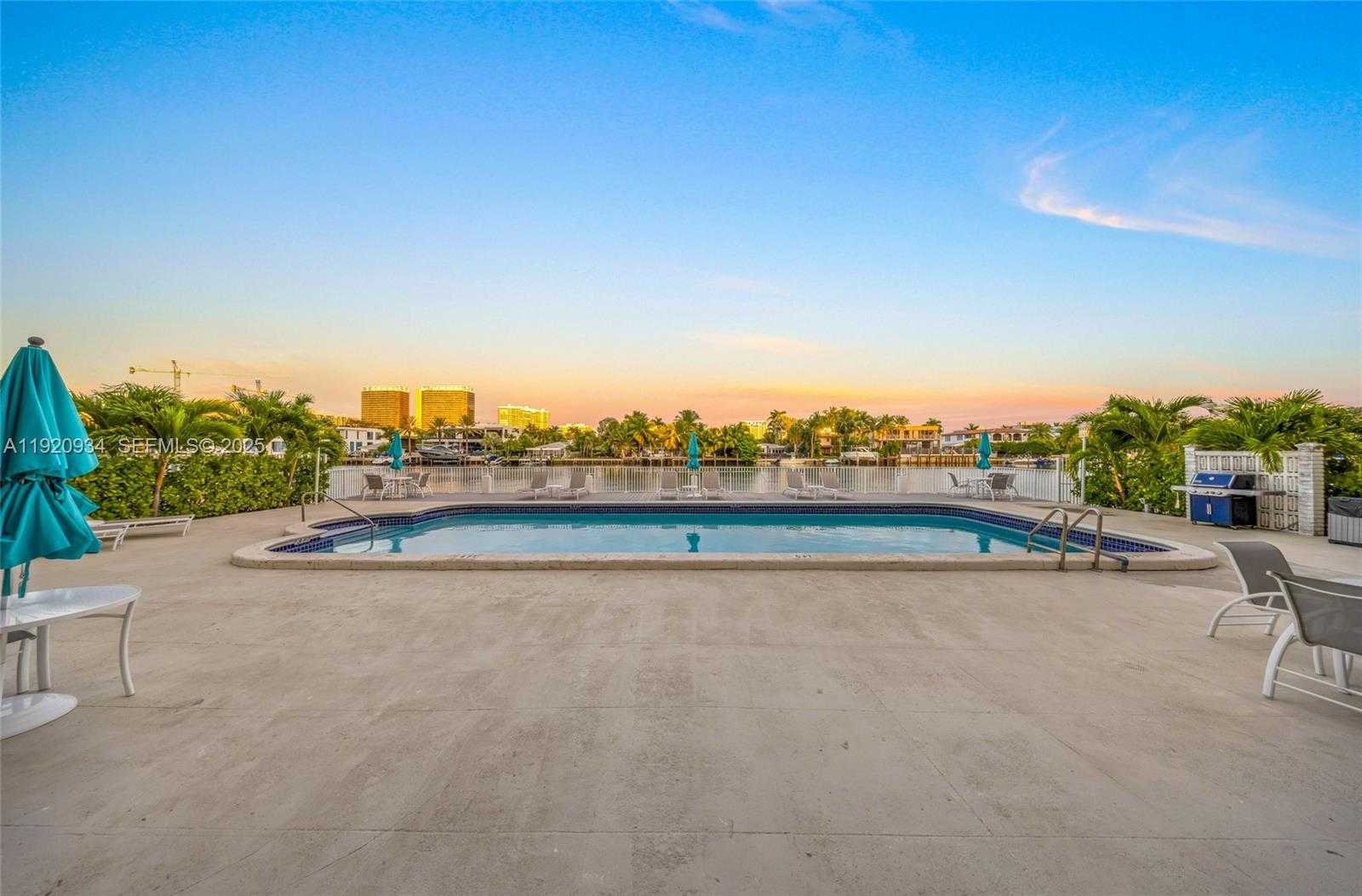 Small Image of 9381 EAST BAY HARBOR DR #504N, Bay Harbor Islands Number 29