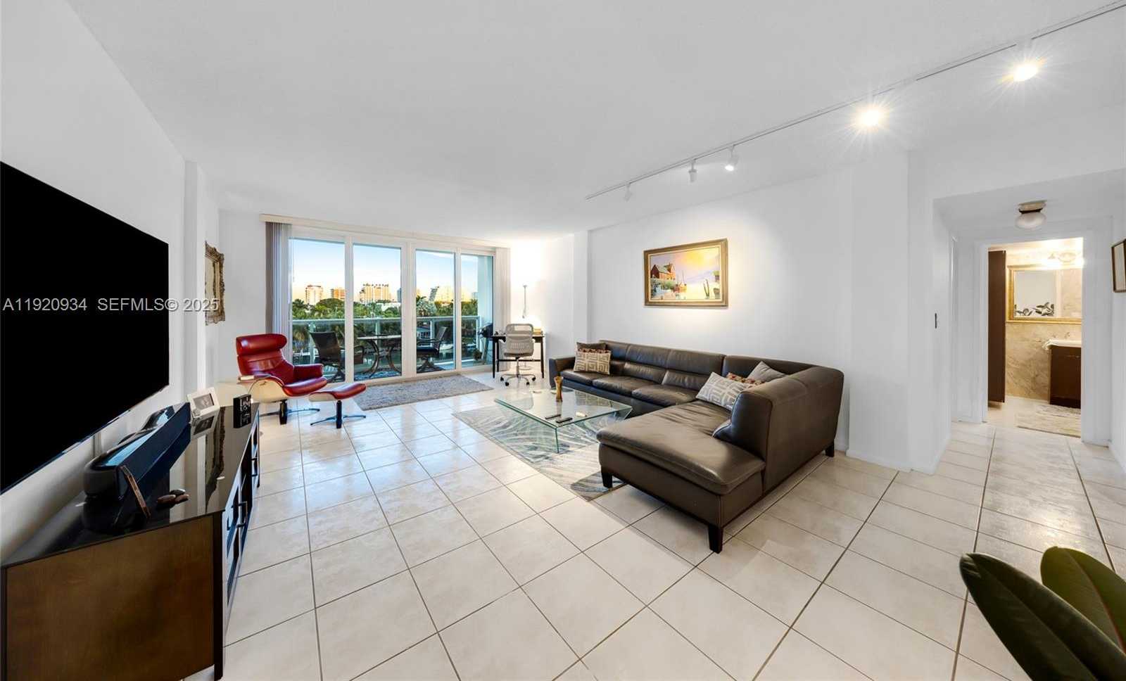 Small Image of 9381 EAST BAY HARBOR DR #504N, Bay Harbor Islands Number 4