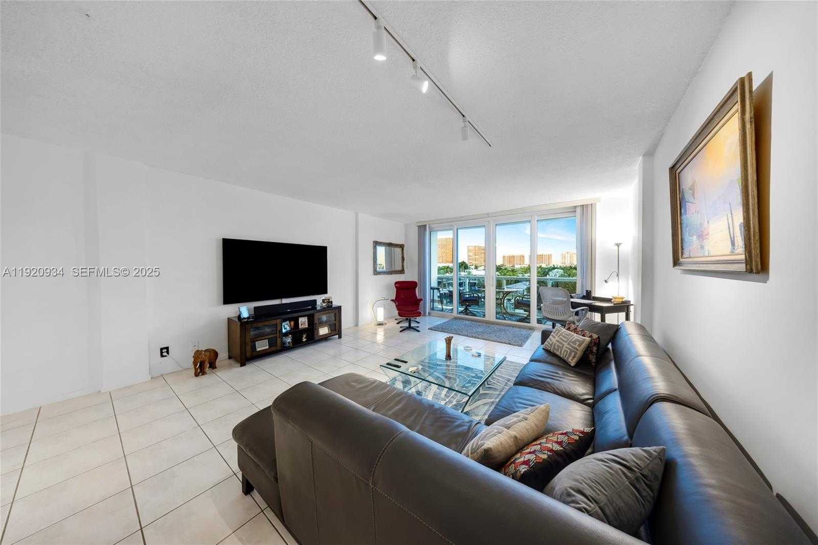 Small Image of 9381 EAST BAY HARBOR DR #504N, Bay Harbor Islands Number 5