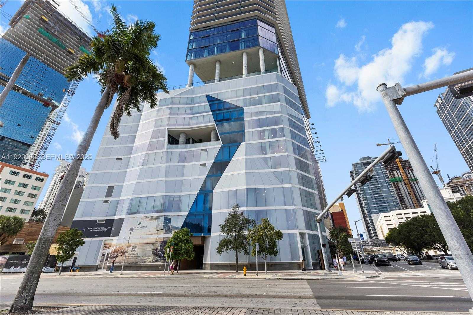 Small Image of 398 NORTH EAST 5TH ST #3515, Miami Number 24