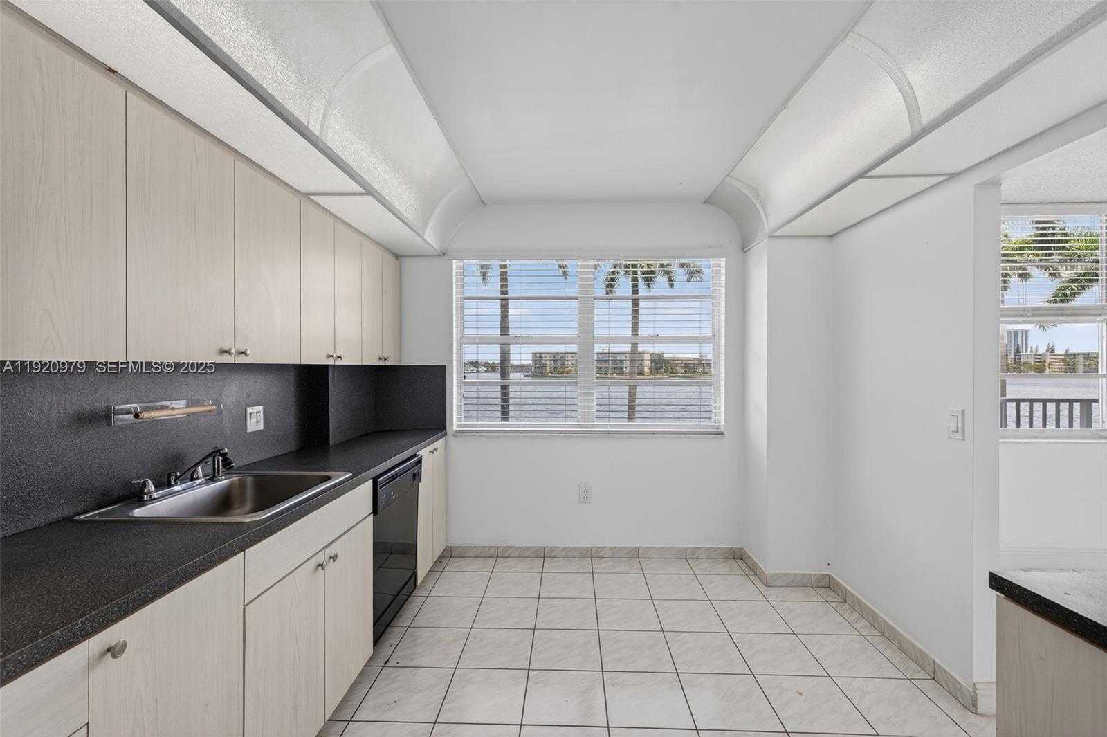 Small Image of 2851 NORTH EAST 183RD ST #216E, Aventura Number 12