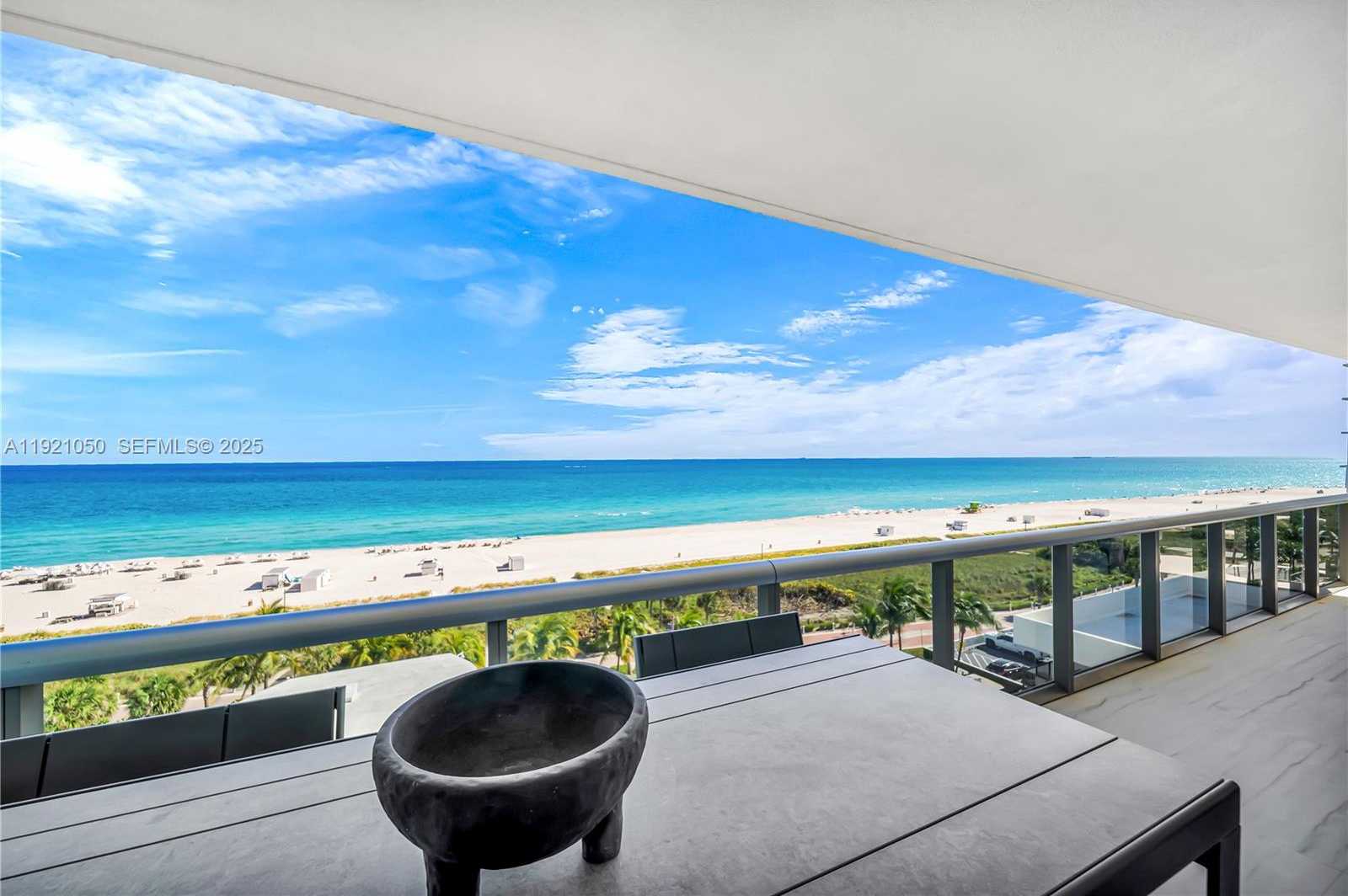 Small Image of 5875 COLLINS AVE #902, Miami Beach Number 28