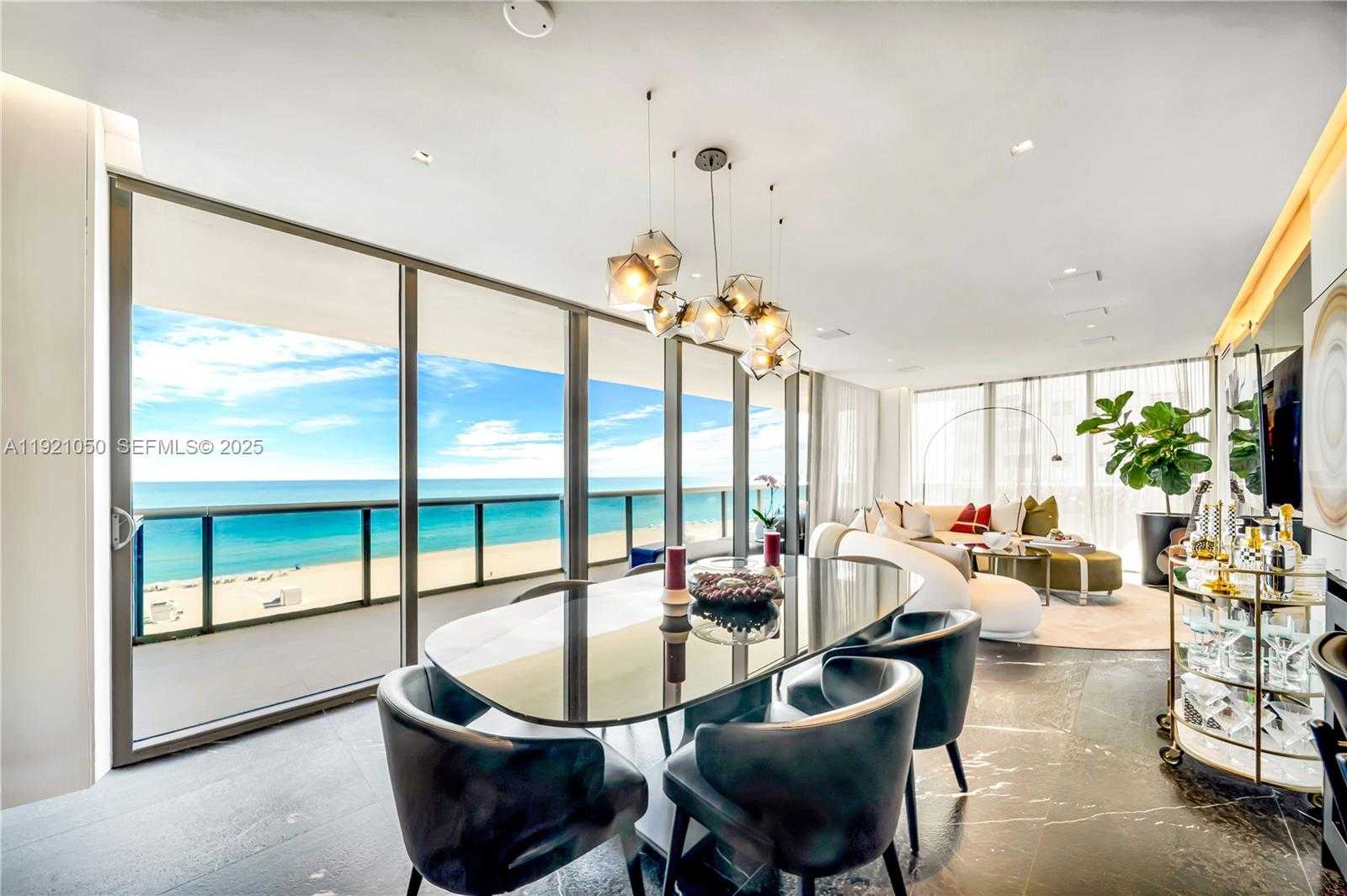 Small Image of 5875 COLLINS AVE #902, Miami Beach Number 29