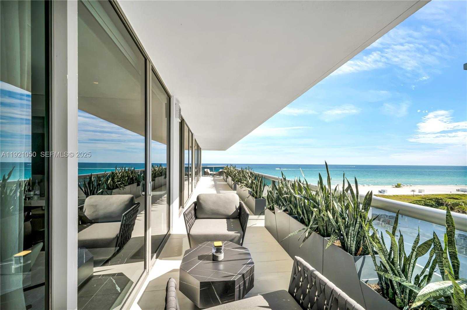 Small Image of 5875 COLLINS AVE #902, Miami Beach Number 33