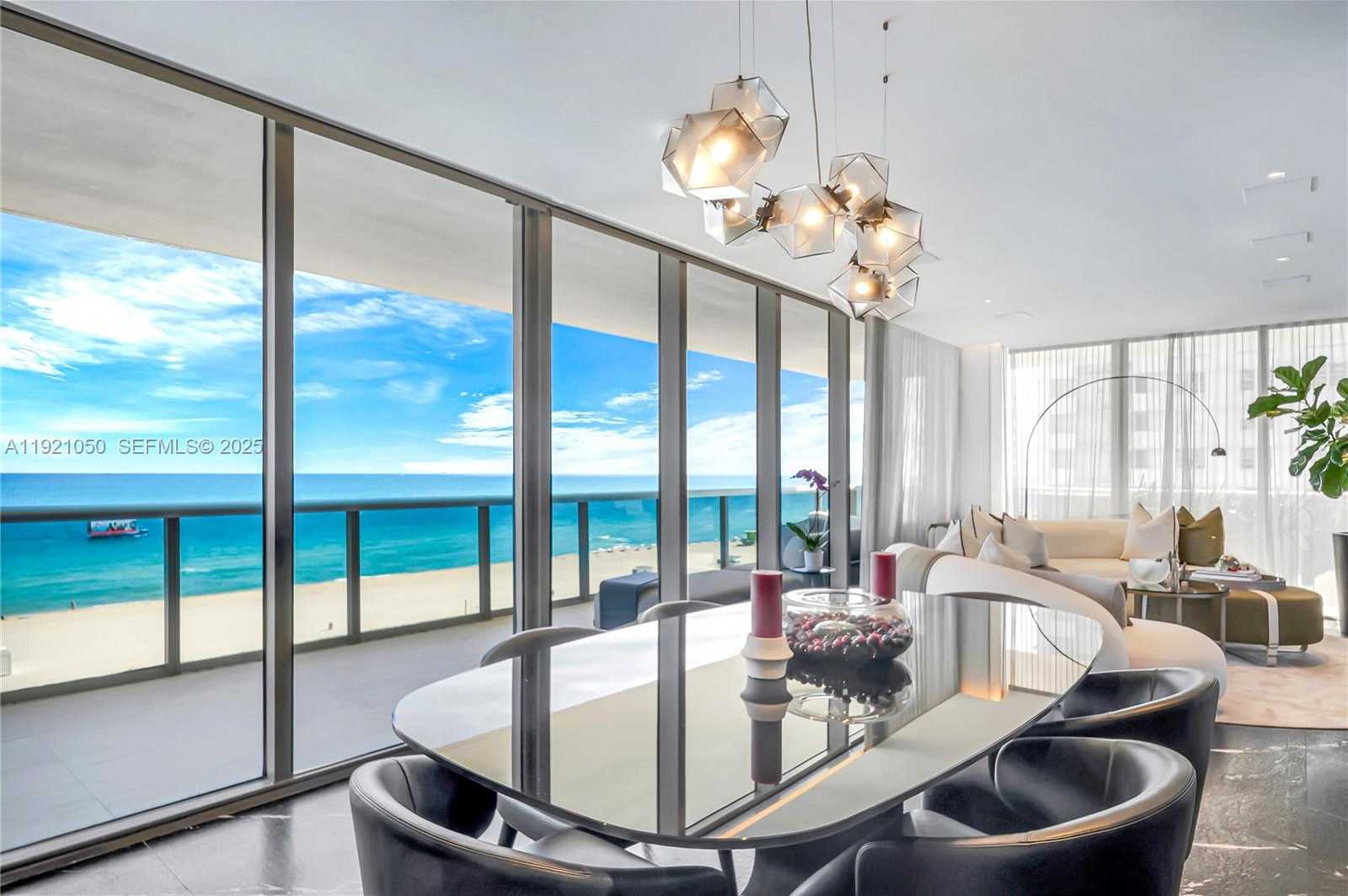 Small Image of 5875 COLLINS AVE #902, Miami Beach Number 35