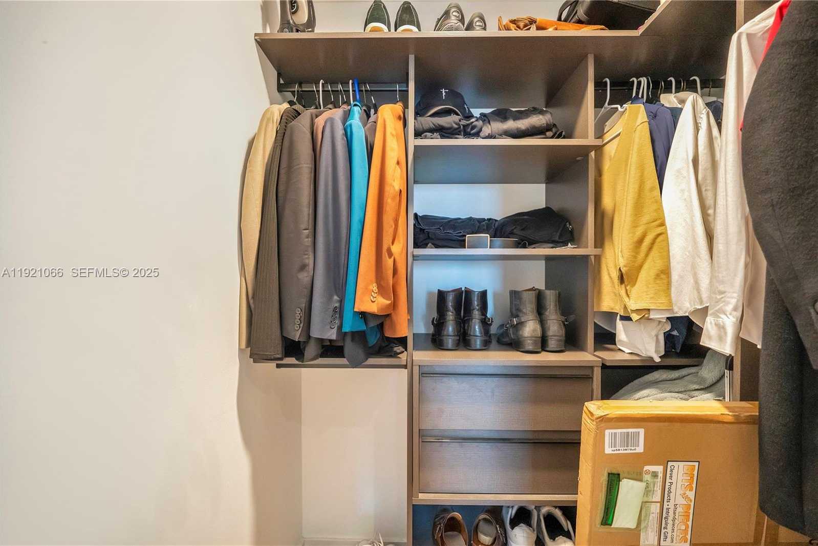 Small Image of 398 NORTH EAST 5TH ST #3709, Miami Number 16