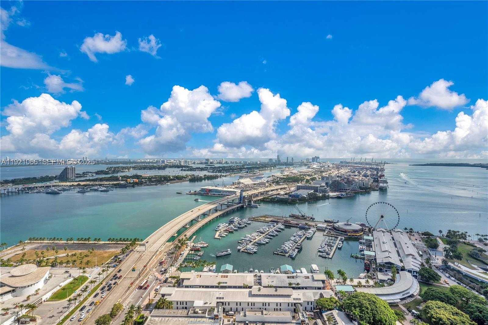 Small Image of 398 NORTH EAST 5TH ST #3709, Miami Number 30