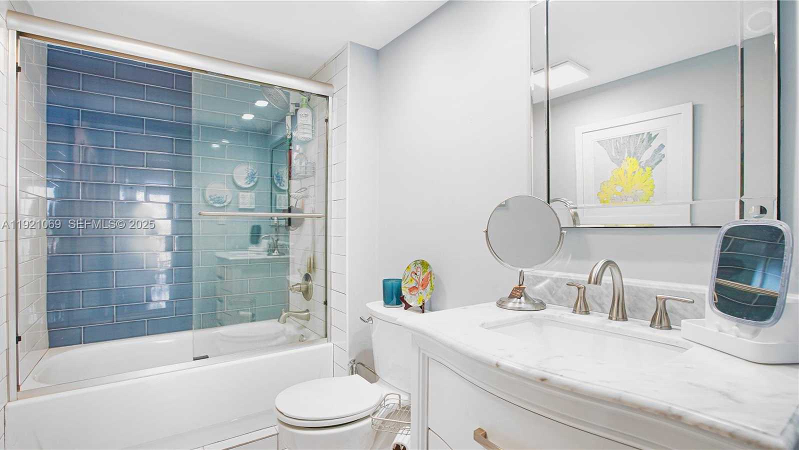 Small Image of 19707 TURNBERRY WAY #10AB, Aventura Number 16