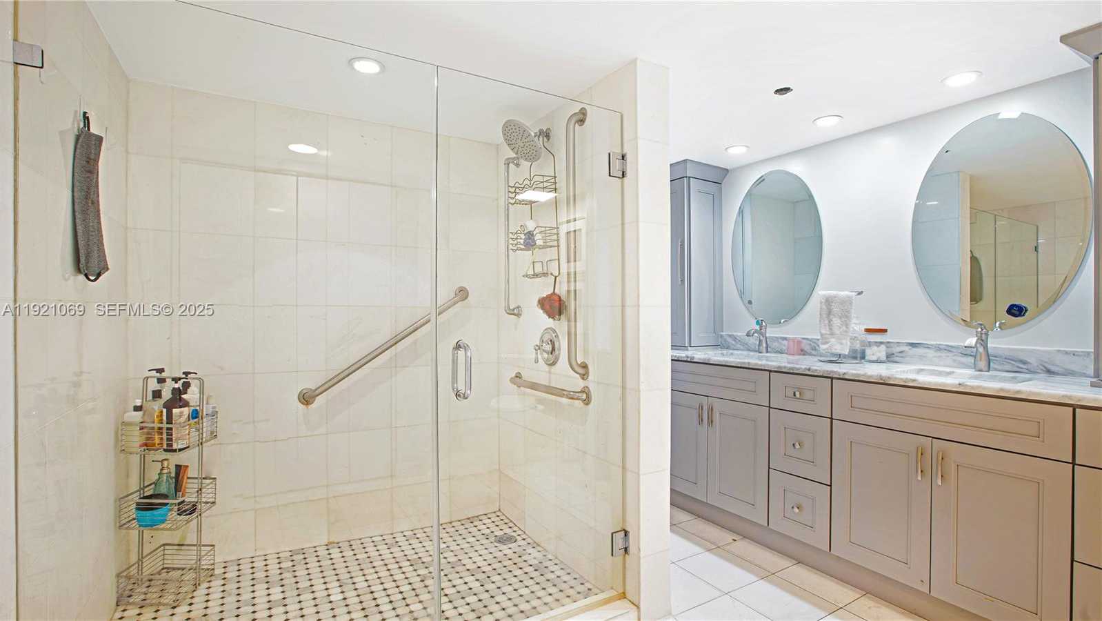 Small Image of 19707 TURNBERRY WAY #10AB, Aventura Number 20