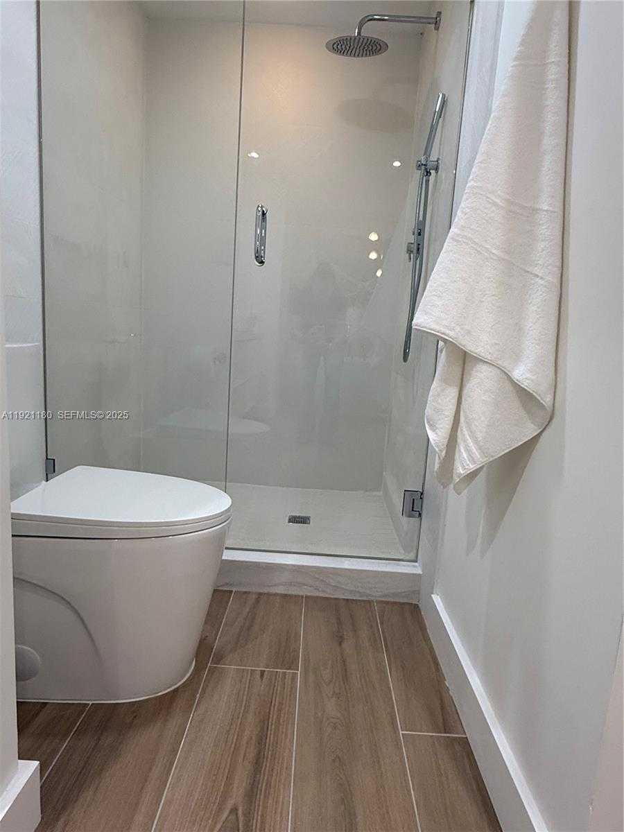 Small Image of 20191 EAST COUNTRY CLUB DR #504, Aventura Number 13