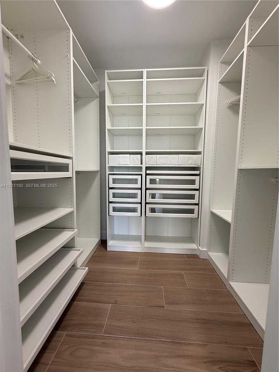 Small Image of 20191 EAST COUNTRY CLUB DR #504, Aventura Number 14