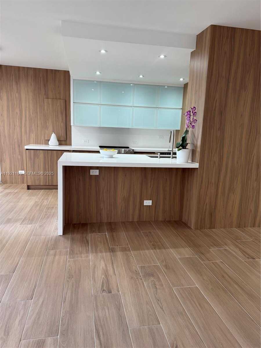 Small Image of 20191 EAST COUNTRY CLUB DR #504, Aventura Number 15