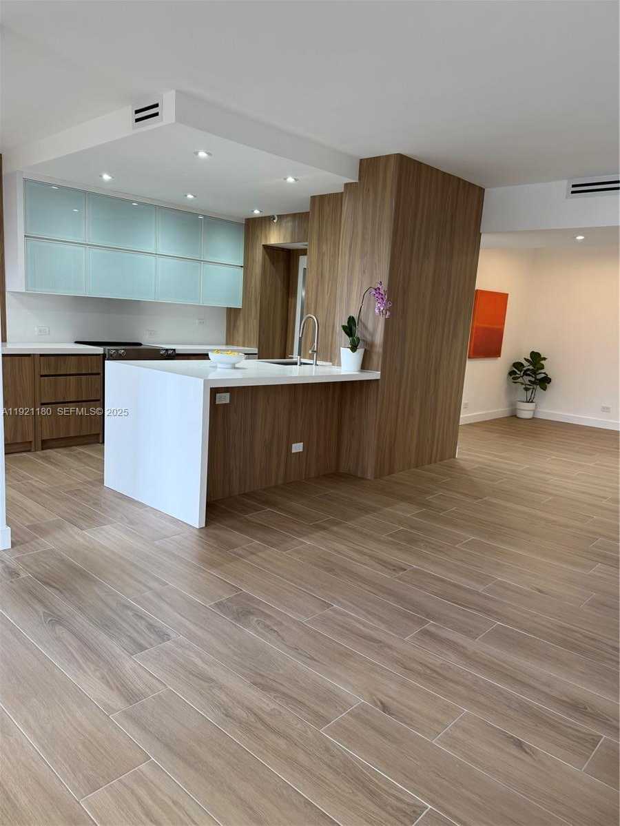 Small Image of 20191 EAST COUNTRY CLUB DR #504, Aventura Number 17