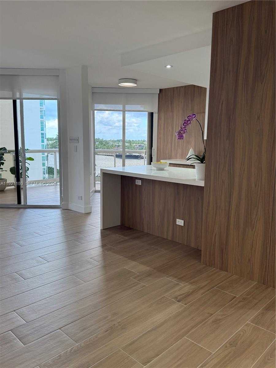 Small Image of 20191 EAST COUNTRY CLUB DR #504, Aventura Number 21