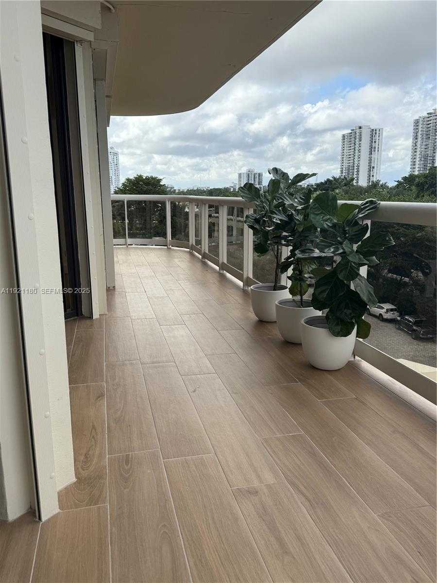 Small Image of 20191 EAST COUNTRY CLUB DR #504, Aventura Number 24