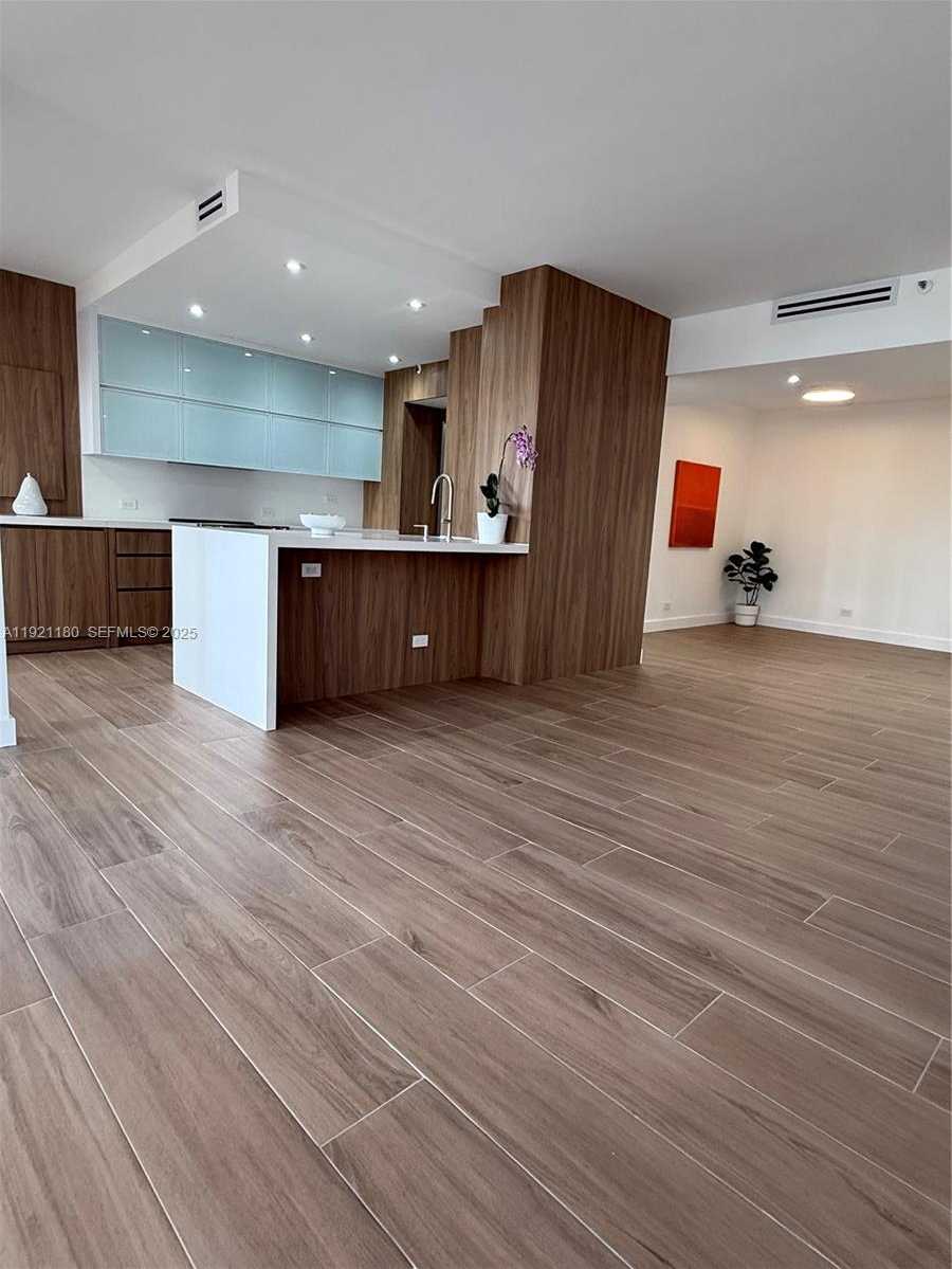 Small Image of 20191 EAST COUNTRY CLUB DR #504, Aventura Number 31