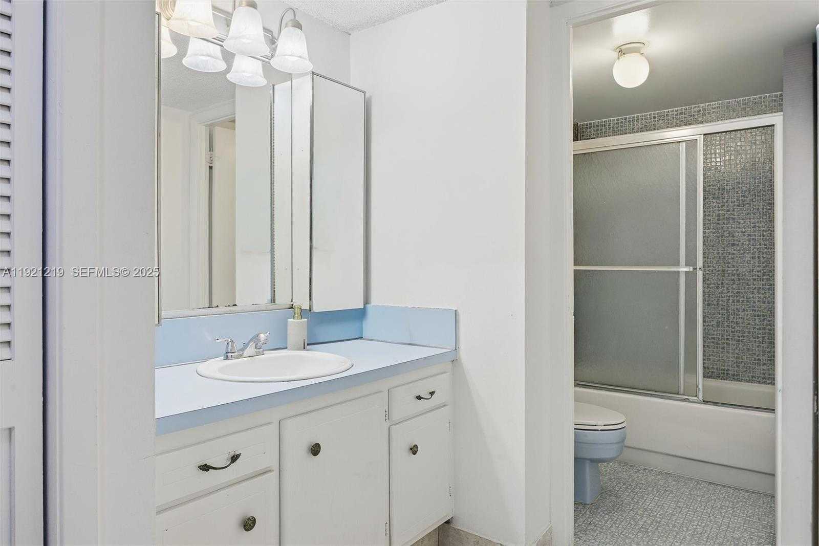 Small Image of 18071 BISCAYNE BLVD #802, Aventura Number 10