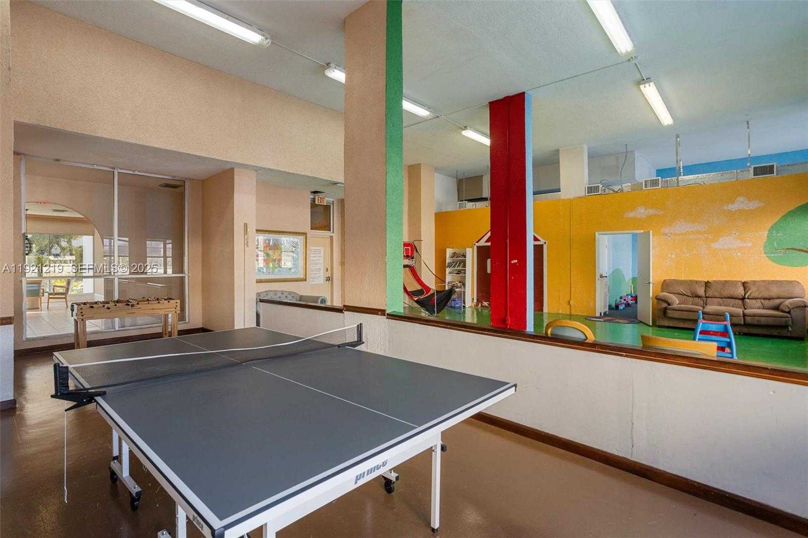 Small Image of 18071 BISCAYNE BLVD #802, Aventura Number 27