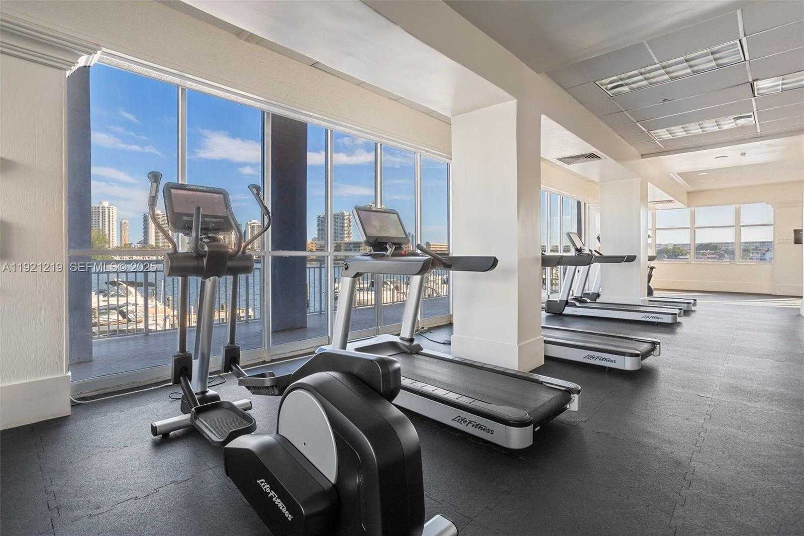 Small Image of 18071 BISCAYNE BLVD #802, Aventura Number 30