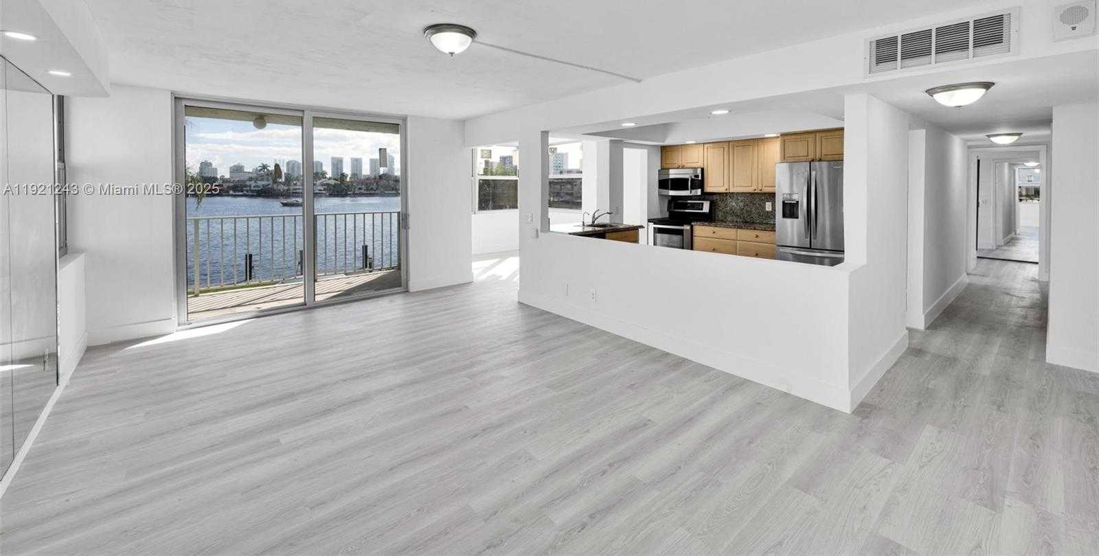 Small Image of 16570 NORTH EAST 26TH AVE #2A, North Miami Beach Number 1