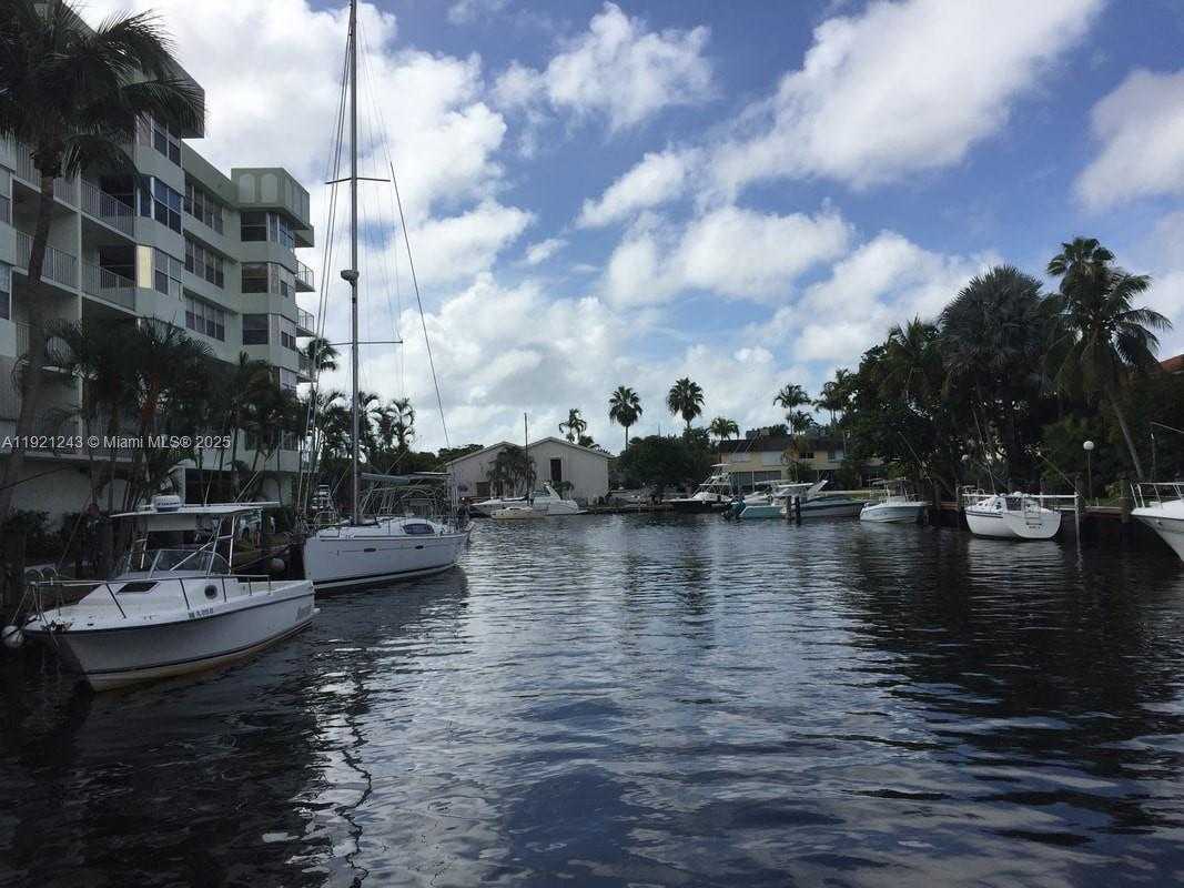 Small Image of 16570 NORTH EAST 26TH AVE #2A, North Miami Beach Number 39