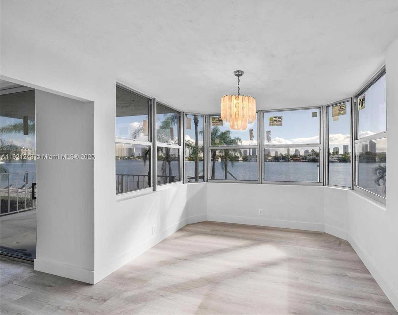 Small Image of 16570 NORTH EAST 26TH AVE #2A, North Miami Beach Number 5