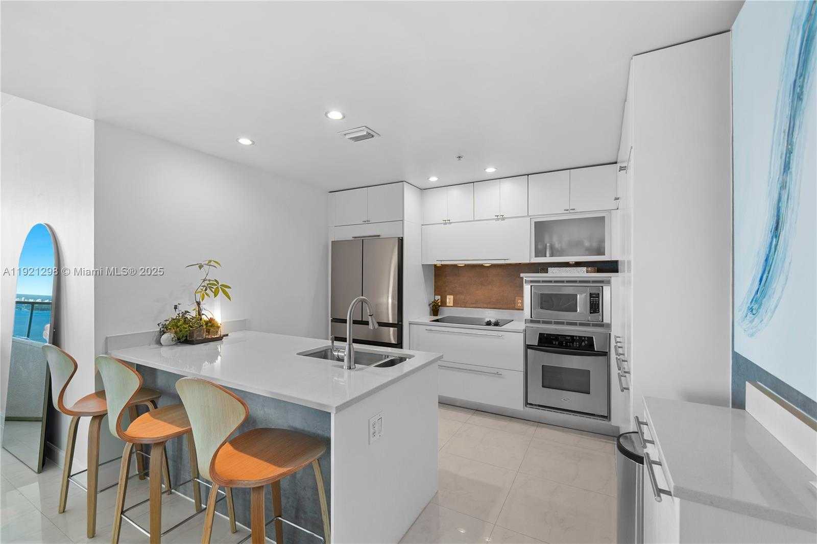 Imagen de Pequeño Objeto