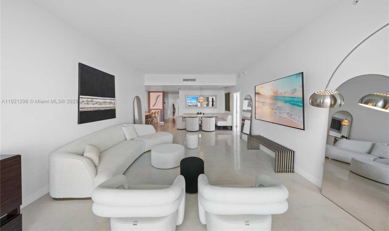 Imagen de Pequeño Objeto