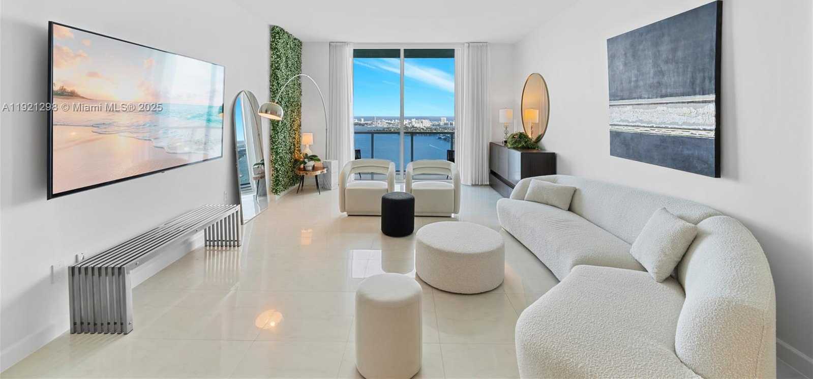 Imagen de Pequeño Objeto