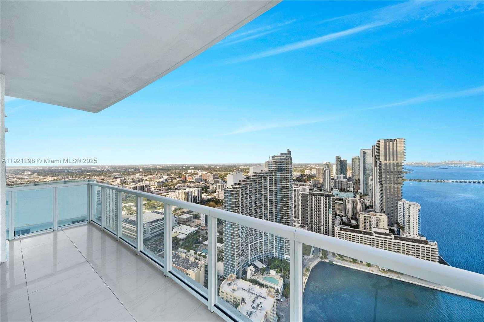 Imagen de Pequeño Objeto