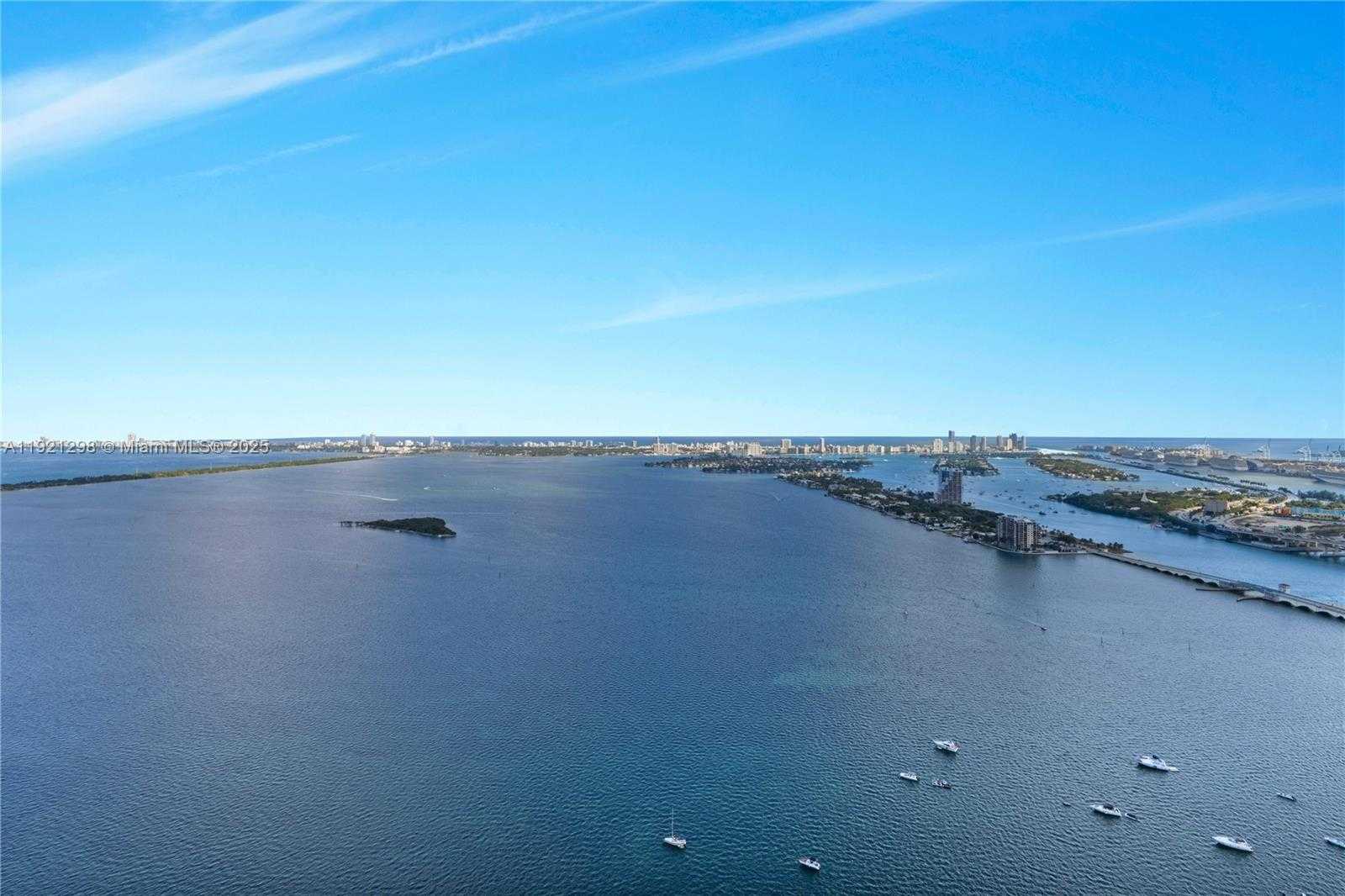 Imagen de Pequeño Objeto